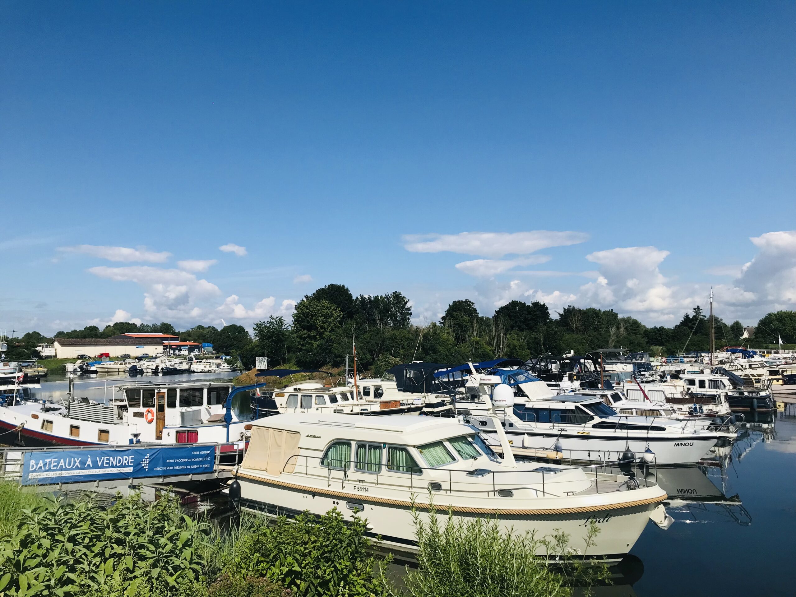 Jachthafen in Saint-Jean-de-Losne