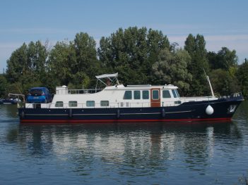A vendre Tin-Line 65 pour une navigation fluviale et maritime