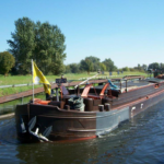 Ausbaufähiges Hausboot 39m “SAIGA” – photo 1