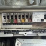 Niederländischer Tjalk Osseo (1890) – Elektroverteilung mit Sicherungsautomaten