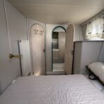 Niederländische Motoryacht Vetus 1200 Damier (1992) – Doppelkabine mit direktem Zugang zum Duschbad