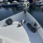 Trawler Schouten Muiden Tibo (1978) – Vordeck mit Ankerwinde und Festmachern